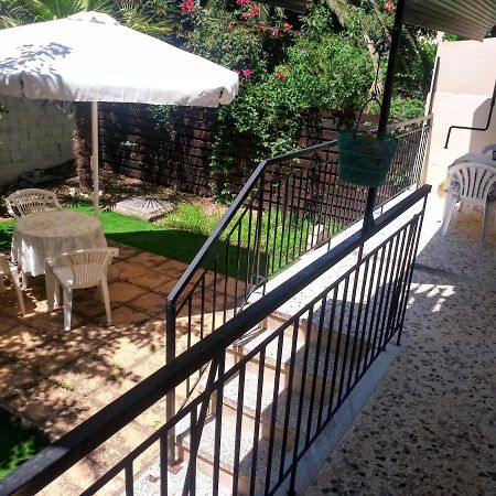 Anais Apartment Néa Péramos Zewnętrze zdjęcie