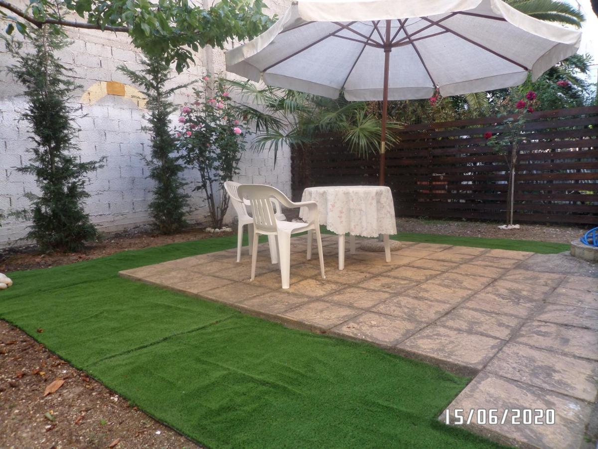 Anais Apartment Néa Péramos Zewnętrze zdjęcie